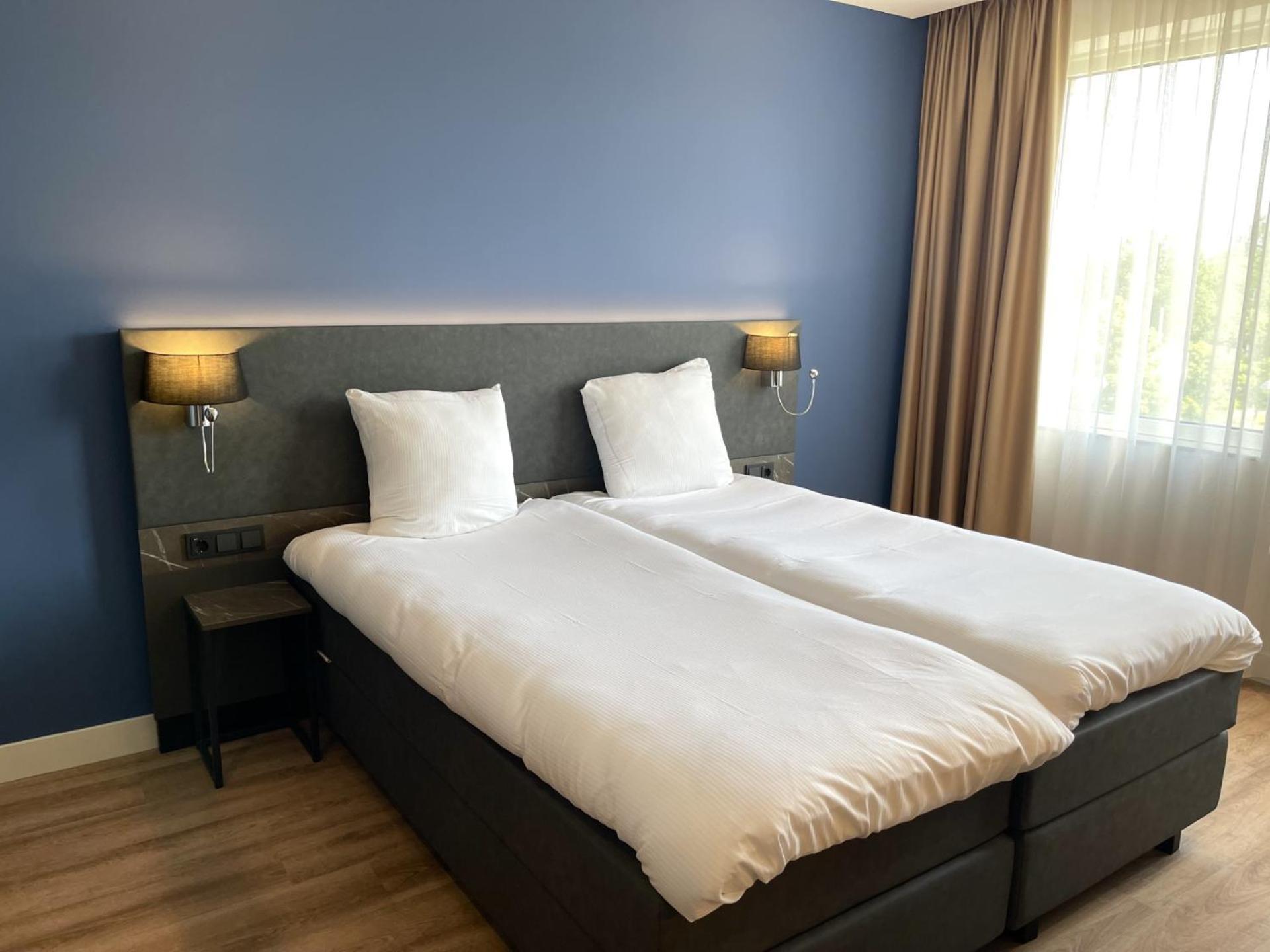 Ozo Antares Airport Hotel 3*