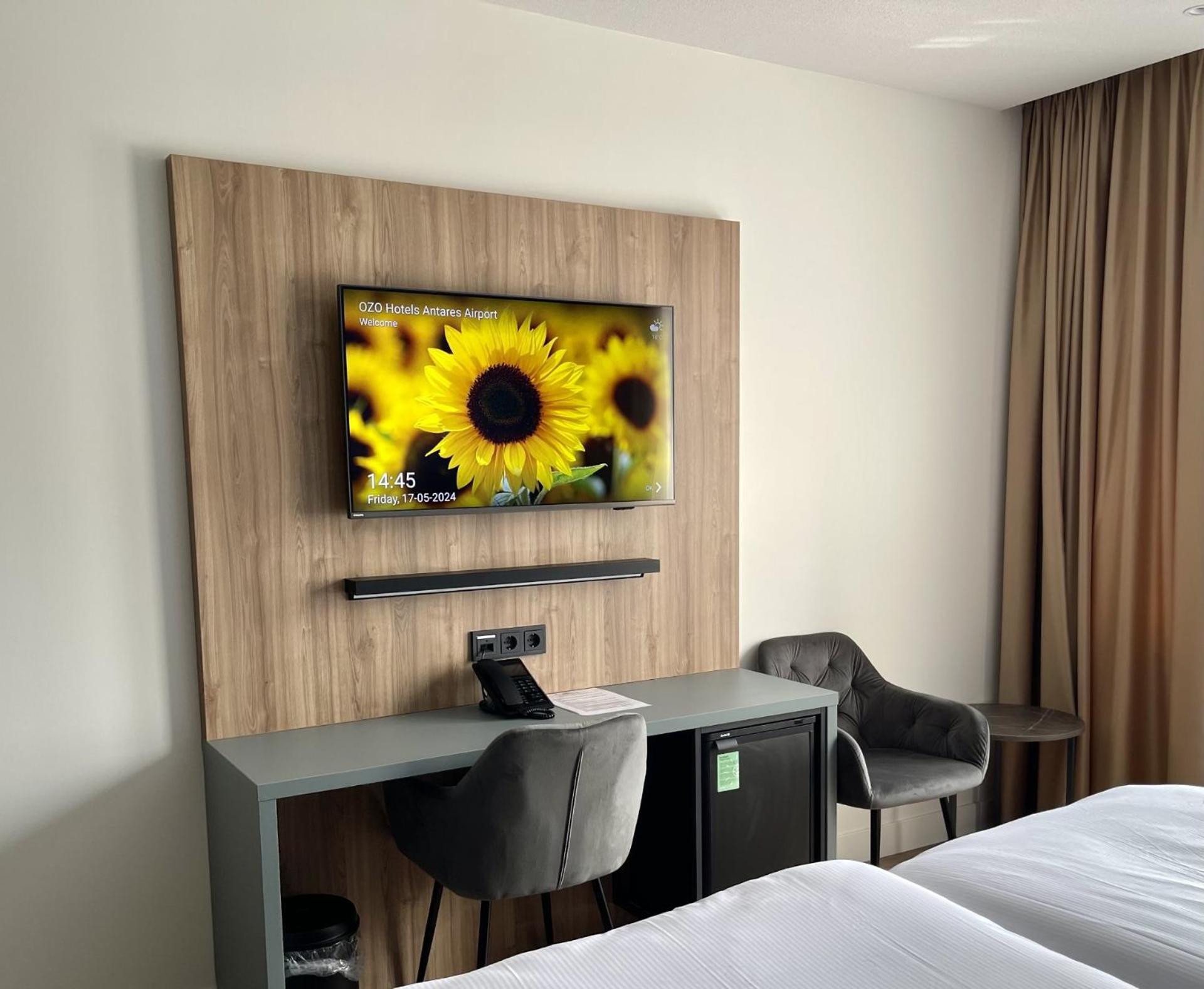 Hotel Ozo Antares Airport 3*