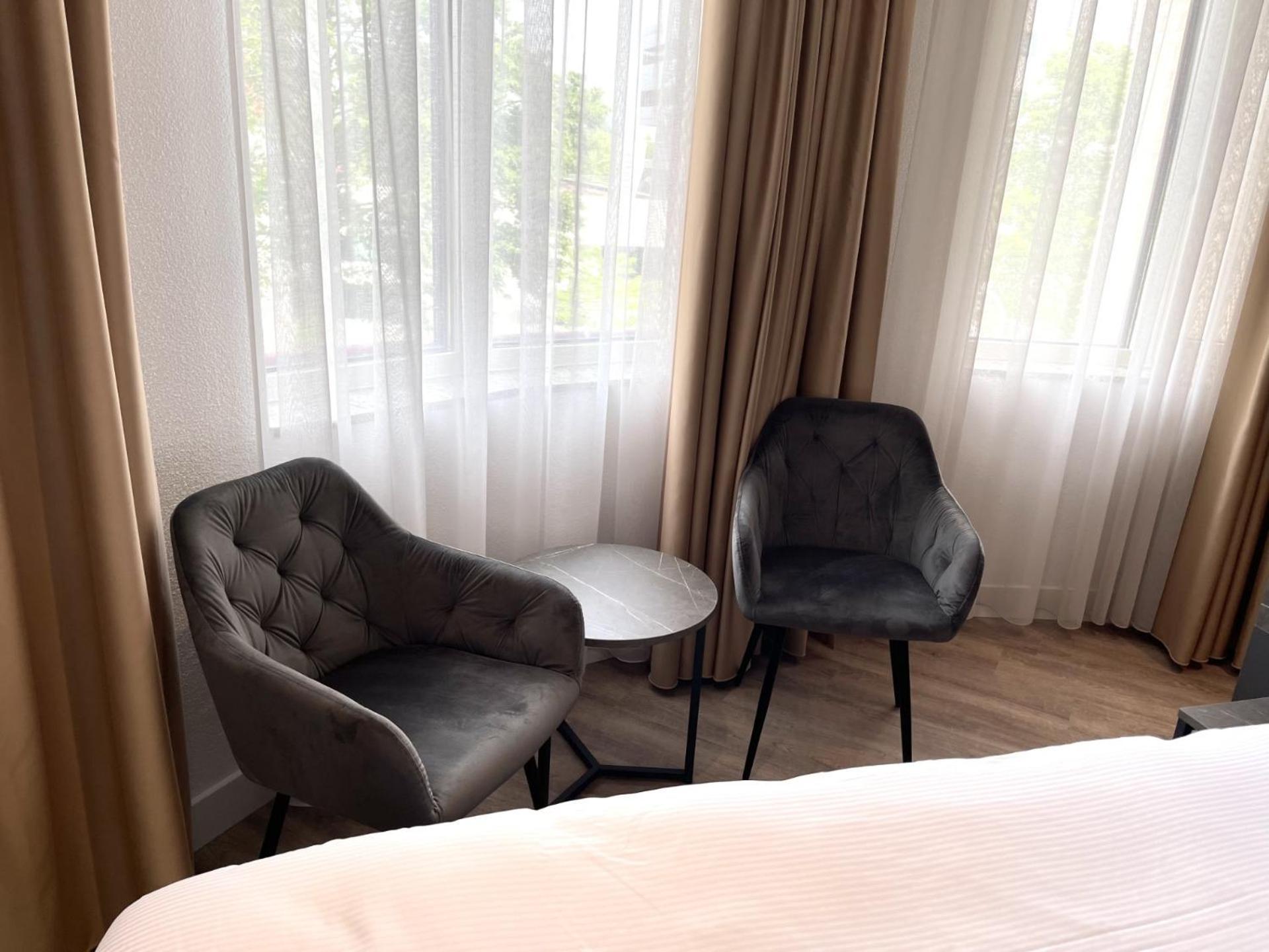Hotel Ozo Antares Airport 3*